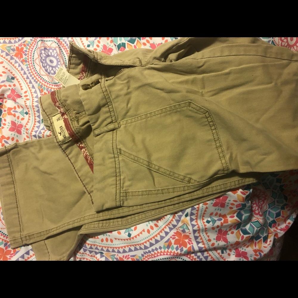 Hollister Khakis